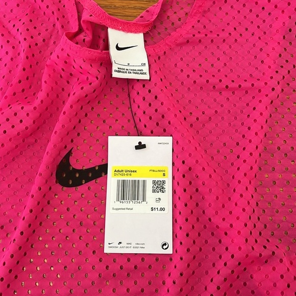 NWT Nike Women’s Pink and Blue Pinnies Size Small - Picture 3 of 7